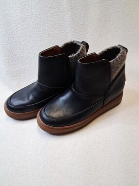 Yellow Box Black Leather Ankle Booties with Brown Sole and Gray Shearling Trim